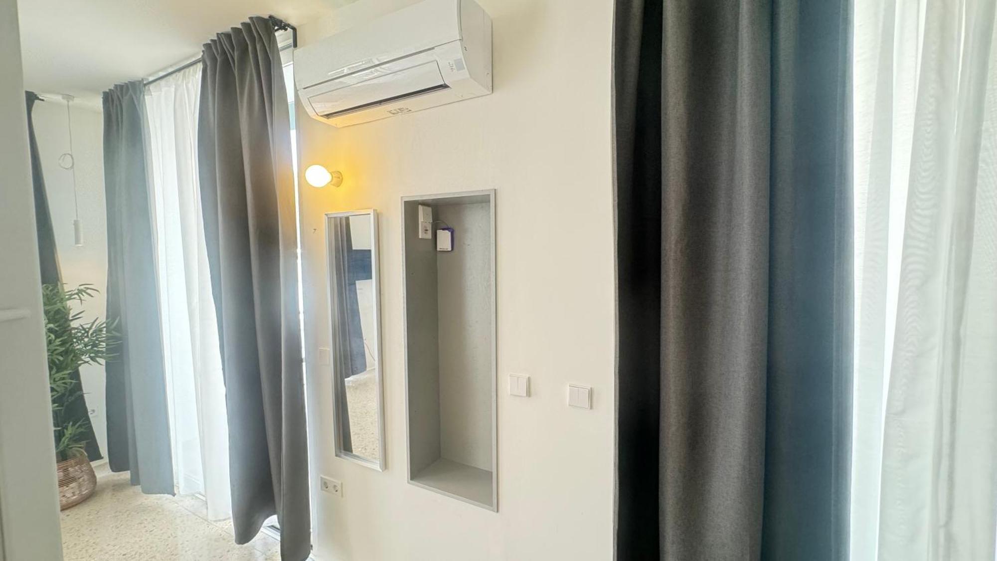 Estudio Con Piscina Alicante Eksteriør bilde