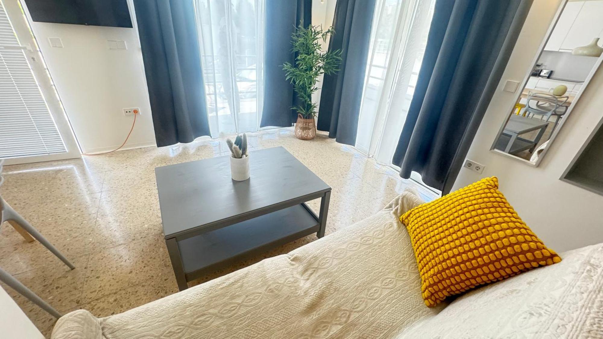 Estudio Con Piscina Alicante Eksteriør bilde
